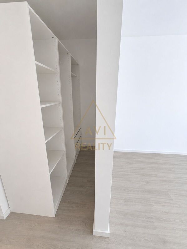 Pronájem bytu 2+kk 58m2 P10 Vršovice Černomořská