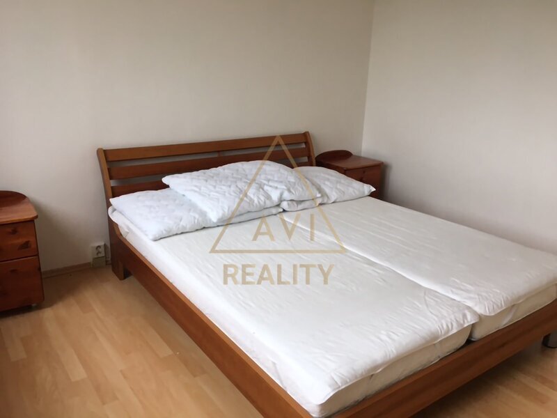 Pronájem bytu 2+1 plně zařízený, 60m2, Rytířova, Praha 12 Kamýk
