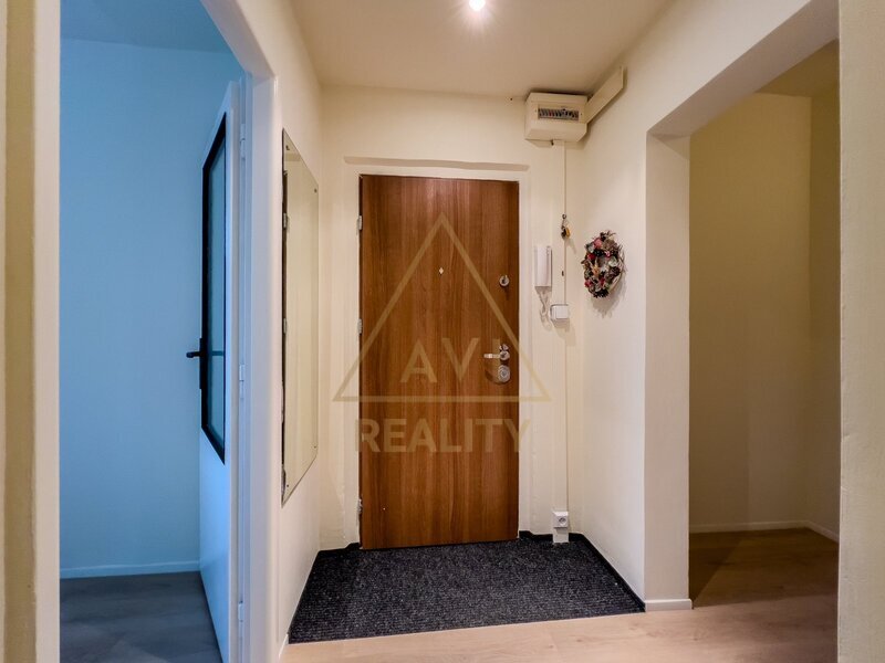 Pronájem bytu 3+1 61m3 + balkon 5,8m2 P5 Motol neprůchozí pokoje