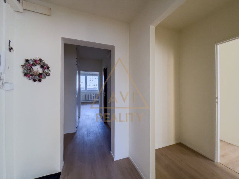 Pronájem bytu 3+1 61m3 + balkon 5,8m2 P5 Motol neprůchozí pokoje