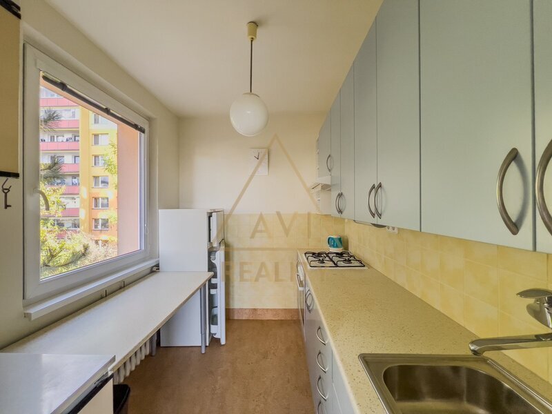 Pronájem bytu 3+1 61m3 + balkon 5,8m2 P5 Motol neprůchozí pokoje