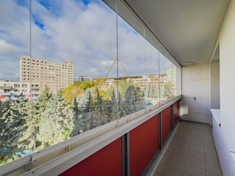 Pronájem bytu 3+1 61m3 + balkon 5,8m2 P5 Motol neprůchozí pokoje