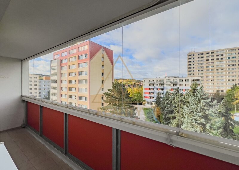 Pronájem bytu 3+1 61m3 + balkon 5,8m2 P5 Motol neprůchozí pokoje