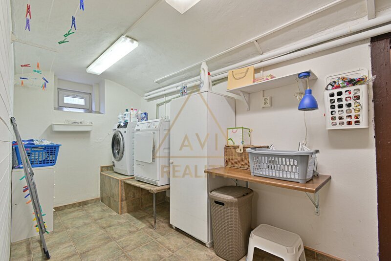 Prodej členitého RD OV 6+1 150 m2 s pozemkem 422 m2 Hřebeč u Kladna