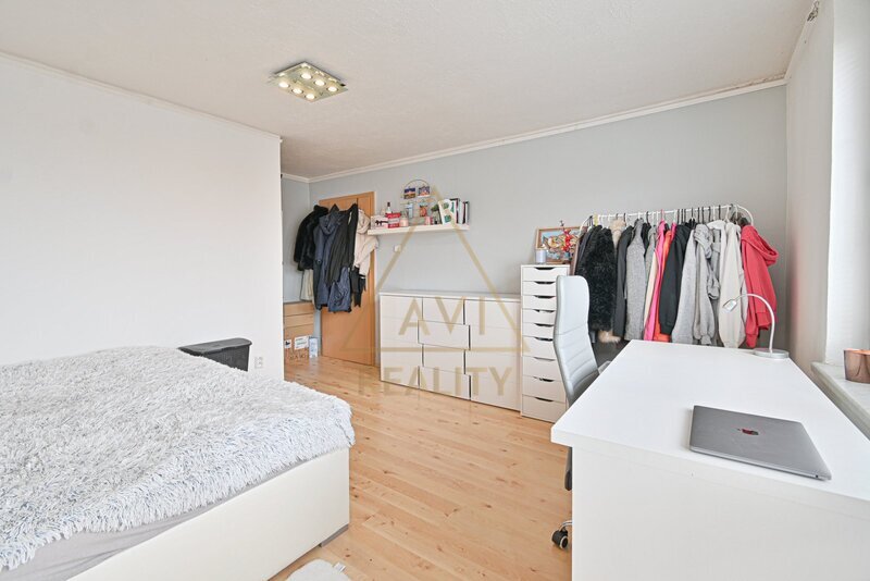 Prodej členitého RD OV 6+1 150 m2 s pozemkem 422 m2 Hřebeč u Kladna