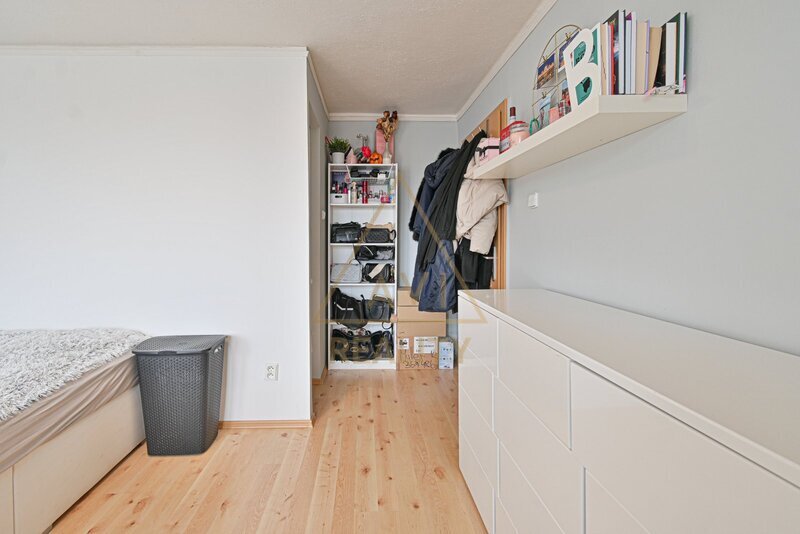 Prodej členitého RD OV 6+1 150 m2 s pozemkem 422 m2 Hřebeč u Kladna