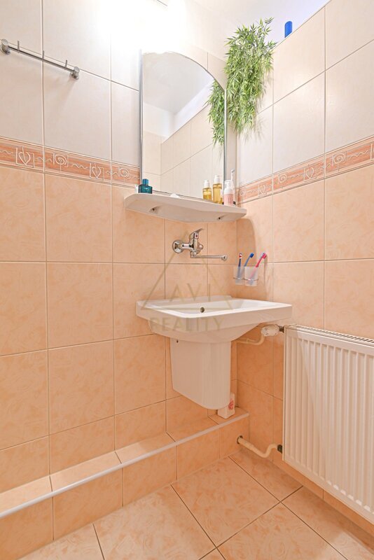 Prodej členitého RD OV 6+1 150 m2 s pozemkem 422 m2 Hřebeč u Kladna