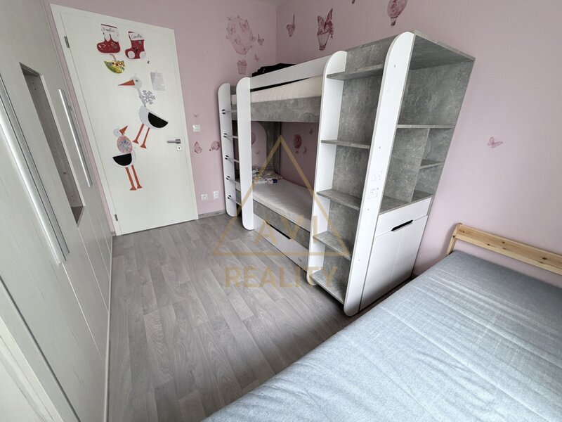Pronájem bytu 3+kk 86m2 P3 Žižkov Olgy Havlové zařízený