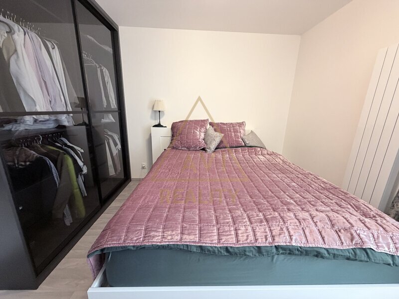 Pronájem bytu 3+kk 86m2 P3 Žižkov Olgy Havlové zařízený