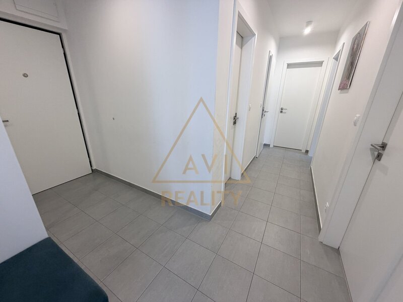 Pronájem bytu 3+kk 86m2 P3 Žižkov Olgy Havlové zařízený