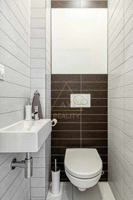Pronájem krásného bytu 2kk 55m2 balkon parkování P6 Břevnov Tomanova