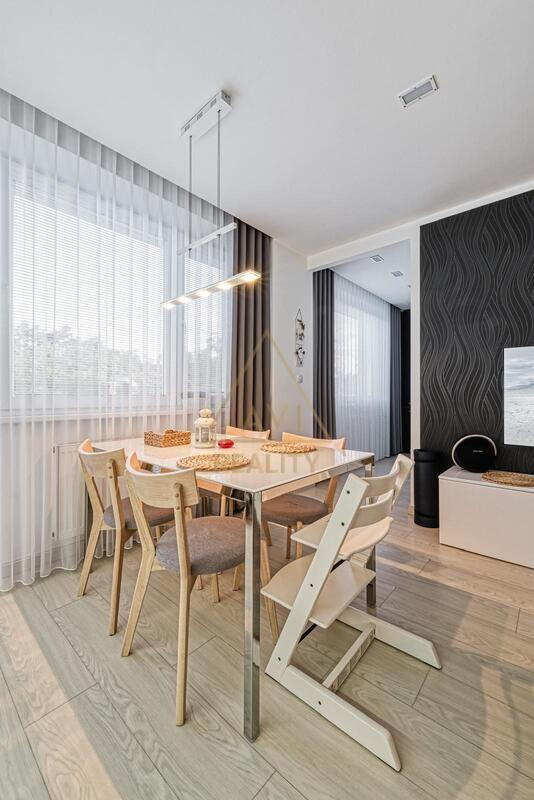 Pronájem krásného bytu 2kk 55m2 balkon parkování P6 Břevnov Tomanova