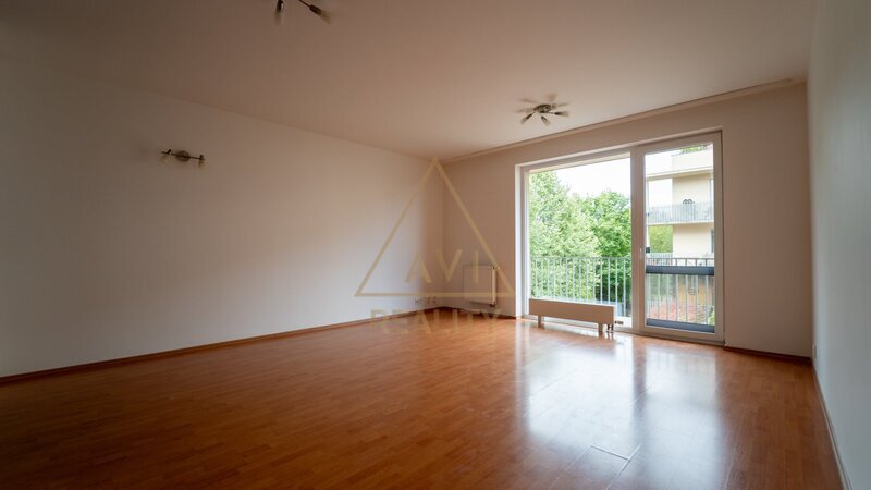 Prodej bytu OV 2+kk 60m2 + 12m2 balkón P9 Čakovice