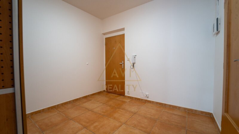 Prodej bytu OV 2+kk 60m2 + 12m2 balkón P9 Čakovice