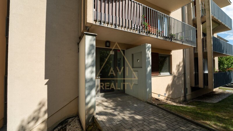 Prodej bytu OV 2+kk 60m2 + 12m2 balkón P9 Čakovice