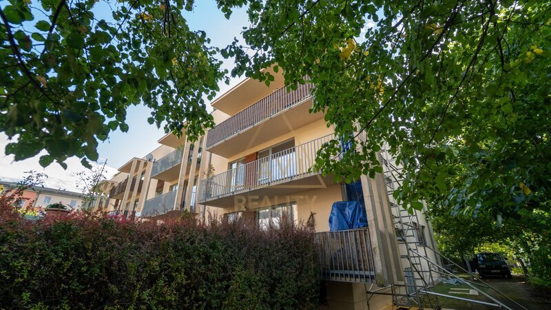 Prodej bytu OV 2+kk 60m2 + 12m2 balkón P9 Čakovice