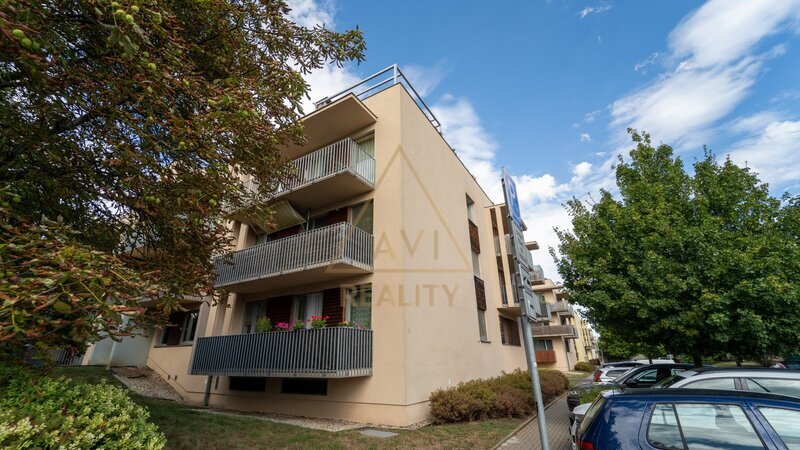 Prodej bytu OV 2+kk 60m2 + 12m2 balkón P9 Čakovice