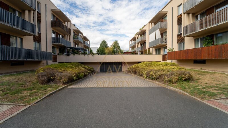 Prodej bytu OV 2+kk 60m2 + 12m2 balkón P9 Čakovice