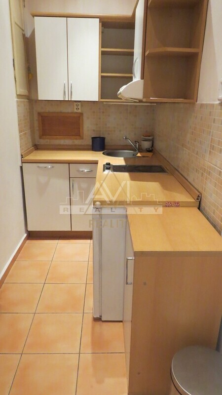 Pronájem bytu 2+1 51m2 P10 Vršovice Žitomírská rekonstrukce