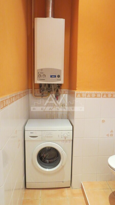 Pronájem bytu 2+1 51m2 P10 Vršovice Žitomírská rekonstrukce