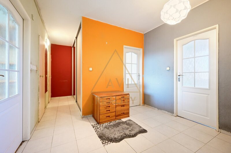 Prodej bytu v OV 3+1/lodžie P9 Prosek Vysočanská