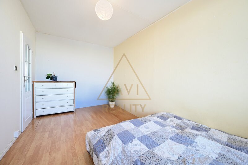 Prodej bytu v OV 3+1/lodžie P9 Prosek Vysočanská