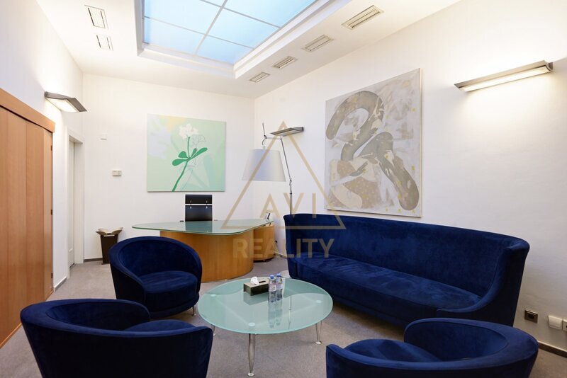 Multifunkční prostor k pronájmu ideální pro gastro showroom studio Praha 10 Vršovice Ćernomořská