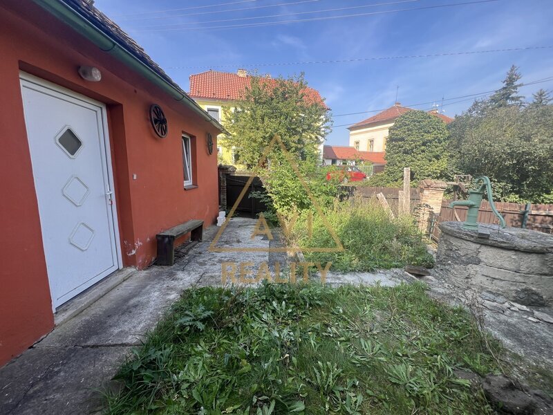 Prodej RD k rekonstrukci s projektem Malíkovice