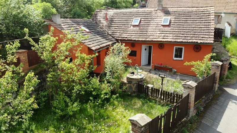 Prodej RD k rekonstrukci s projektem Malíkovice