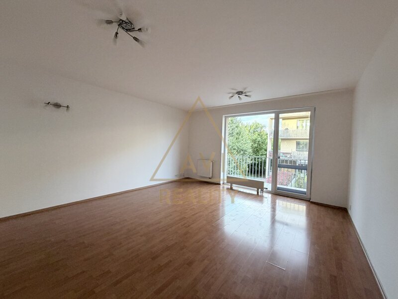 Prodej bytu OV 2+kk 60 m2 + balkón 11 m2 Praha 9 Čakovice