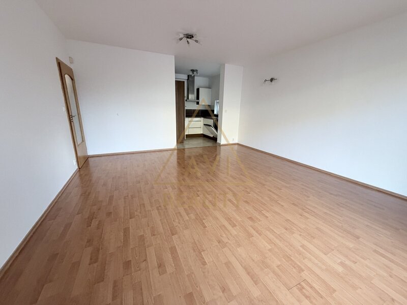 Prodej bytu OV 2+kk 60 m2 + balkón 11 m2 Praha 9 Čakovice