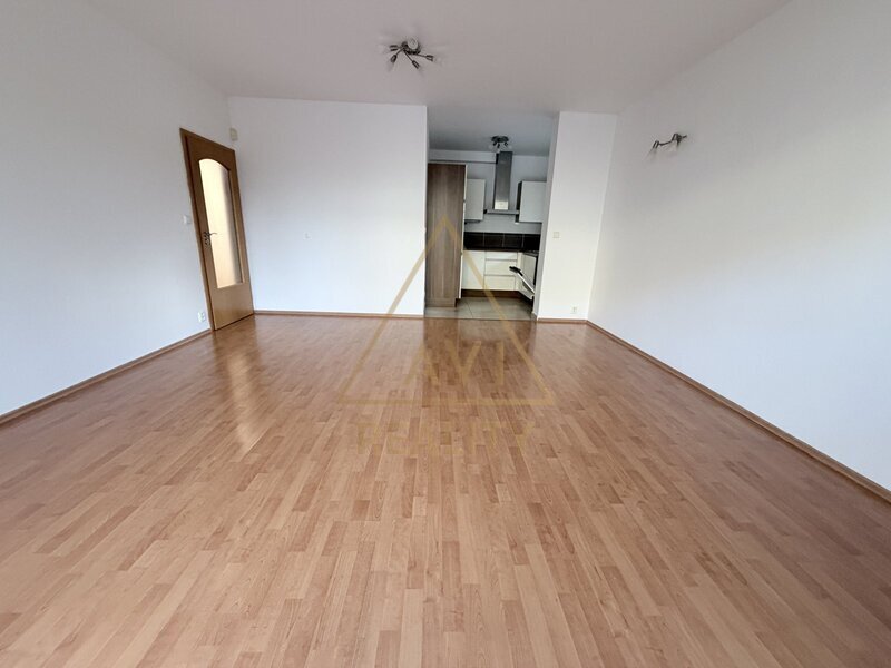 Prodej bytu OV 2+kk 60 m2 + balkón 11 m2 Praha 9 Čakovice
