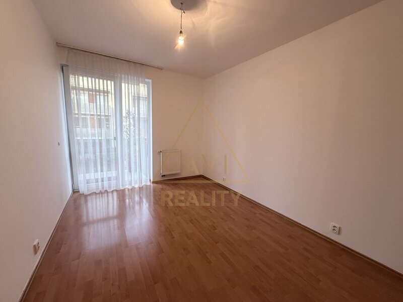 Prodej bytu OV 2+kk 60 m2 + balkón 11 m2 Praha 9 Čakovice