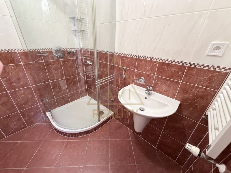 Prodej bytu OV 2+kk 60 m2 + balkón 11 m2 Praha 9 Čakovice