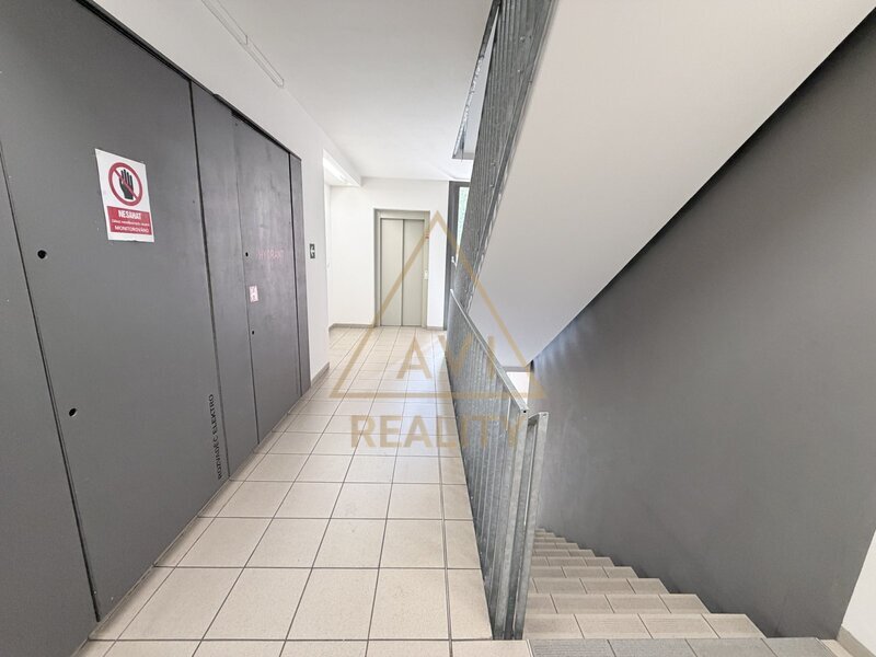 Prodej bytu OV 2+kk 60 m2 + balkón 11 m2 Praha 9 Čakovice
