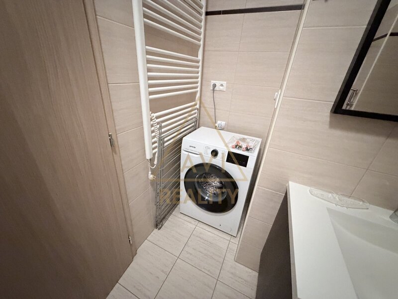 Pronájem bytu 2+kk 48m2 + balkón 12m2 P5 Stodůlky Za Mototechnou parkovací stání