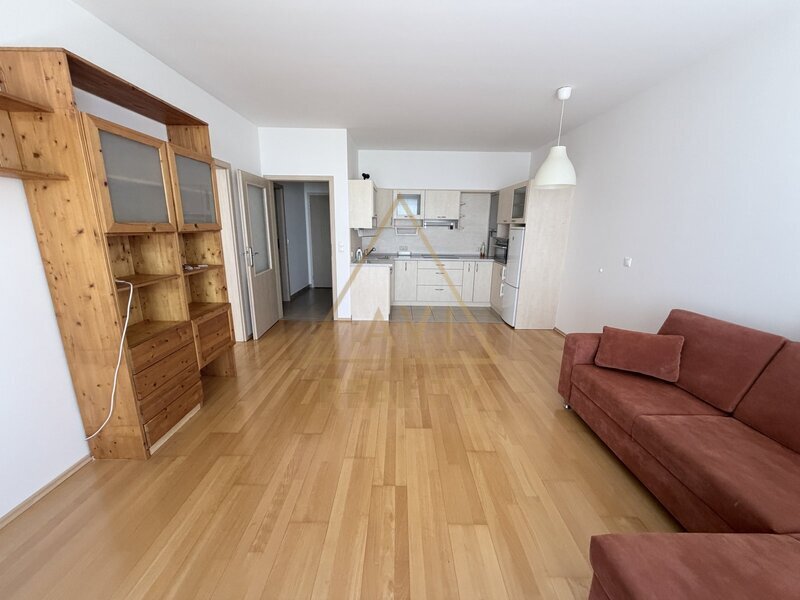 Pronájem bytu 2+kk 48m2 + balkón 12m2 P5 Stodůlky Za Mototechnou parkovací stání