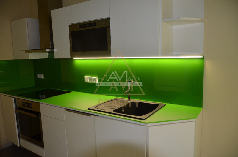 Pronájem bytu 2+1 46m2 Praha 3 Chrudimská METRO Flora