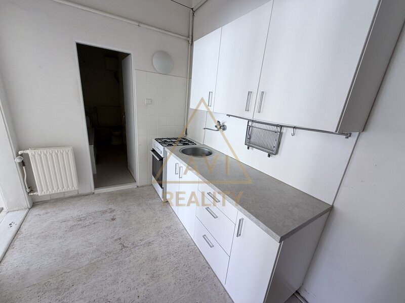 Pronájem bytu 2+1 68m2 P2 Vinohrady Na Švihance nezařízený
