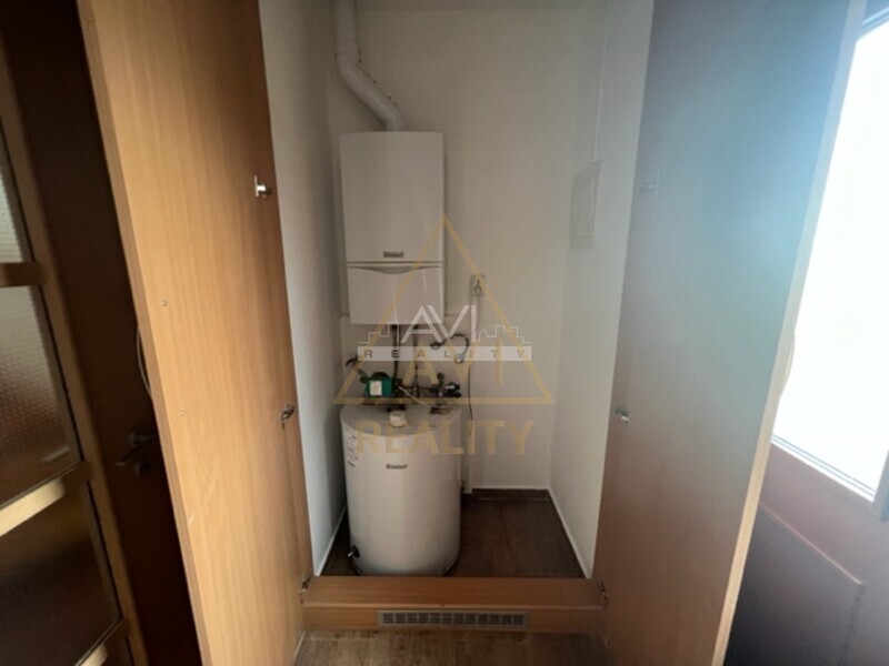 Pronájem mezonetového bytu 2+kk 60m2 Zdiměřice garáž