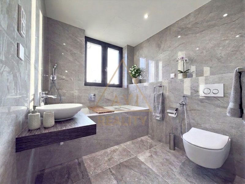 Prodej bytu 5+kk 150m2 náměstí Pod lípou Praha - Holyně