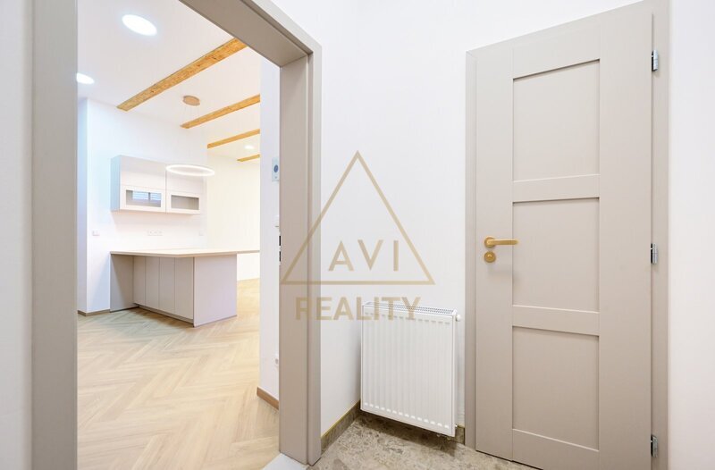 Pronájem krásného bytu 2+kk 58m2 P1 Staré Město Haštalská