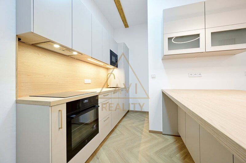 Pronájem krásného bytu 2+kk 58m2 P1 Staré Město Haštalská