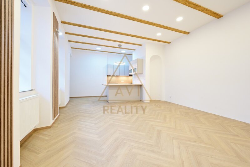 Pronájem krásného bytu 2+kk 58m2 P1 Staré Město Haštalská