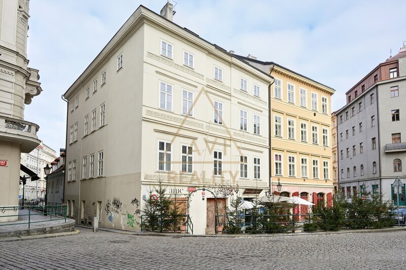 Pronájem krásného bytu 2+kk 58m2 P1 Staré Město Haštalská