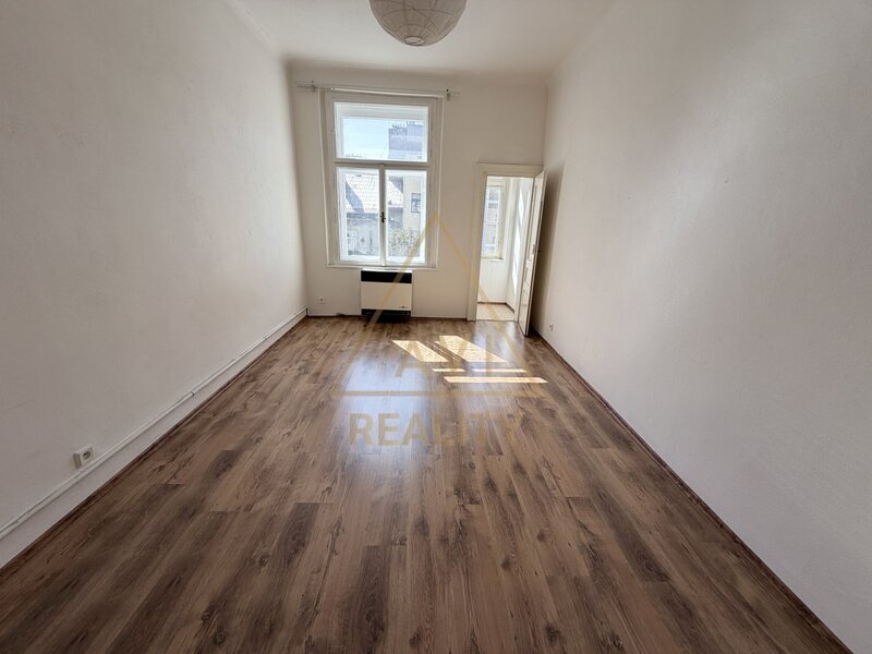 Pronájem bytu 2+1 52m2 P2 Vinohrady Na Švihance nezařízený