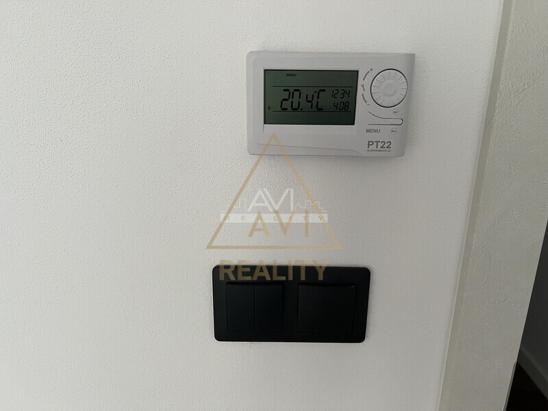 Pronájem bytu 2+kk 58m2 + zahrada P8 Libeň Andrštova