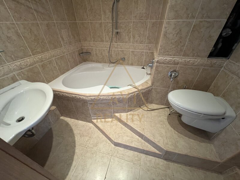 Pronájem bytu 2+kk 44m2 P12 Modřany rekonstrukce