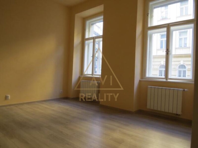 Moderní byt 1+1 36m2 Heřmanova P7 rekonstrukce